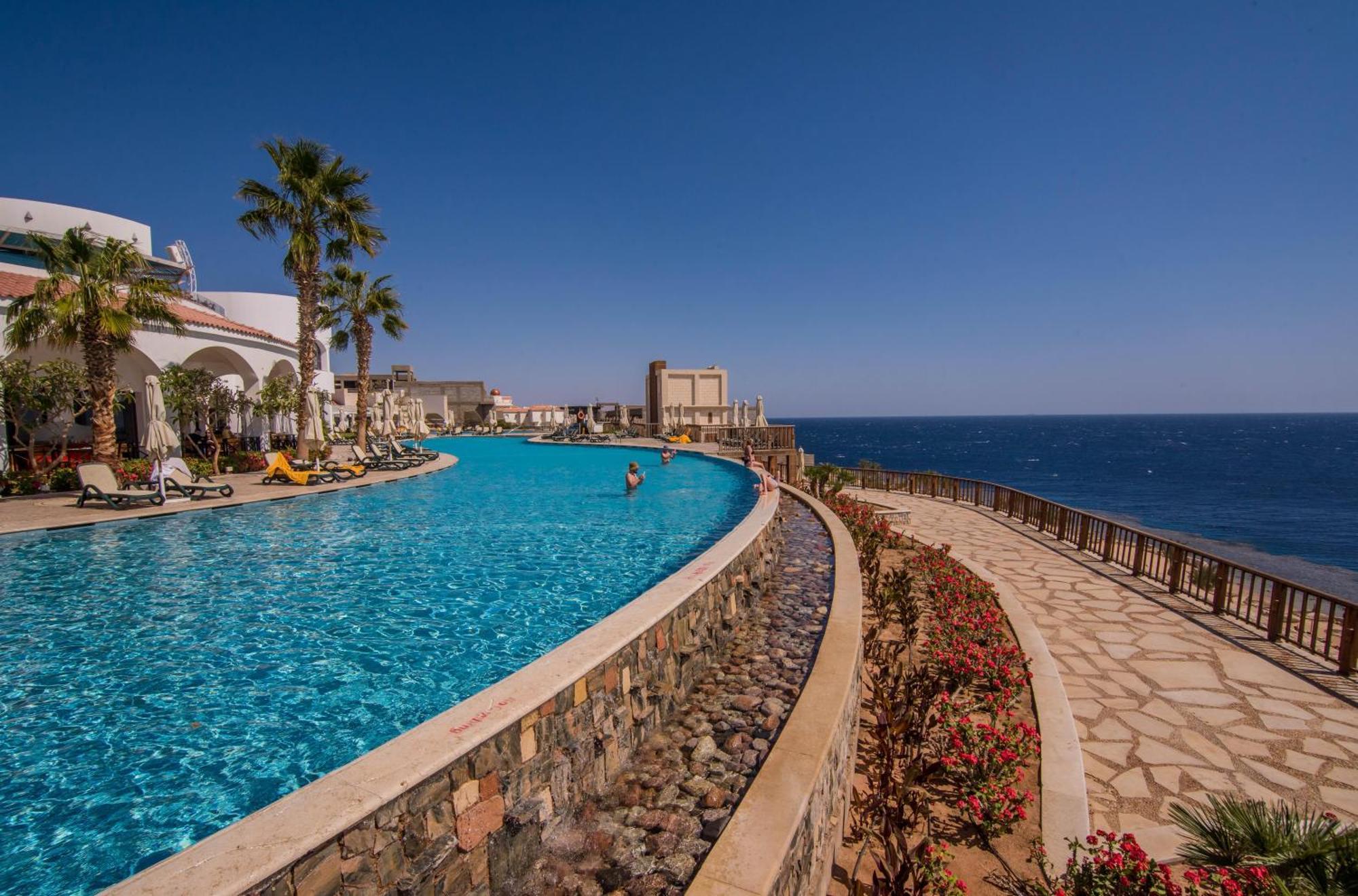 Reef Oasis Blue Bay Resort & Spa Sharm el-Sheikh Exterior photo